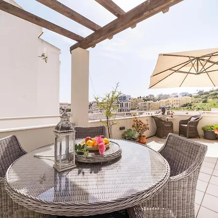 Albufeira, Old Town - Scandinavian Penthouse 阿尔布费拉