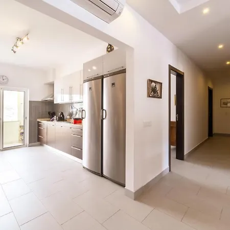 Albufeira, Old Town - Scandinavian Penthouse 公寓 *