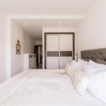 Albufeira, Old Town - Scandinavian Penthouse Apartment *